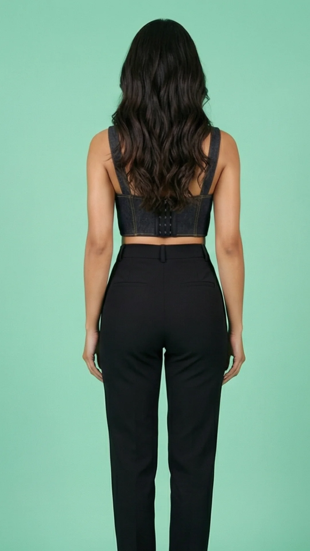 Top Corset en Denim Negro – Crop Top Estructurado para Mujer - imagen 3